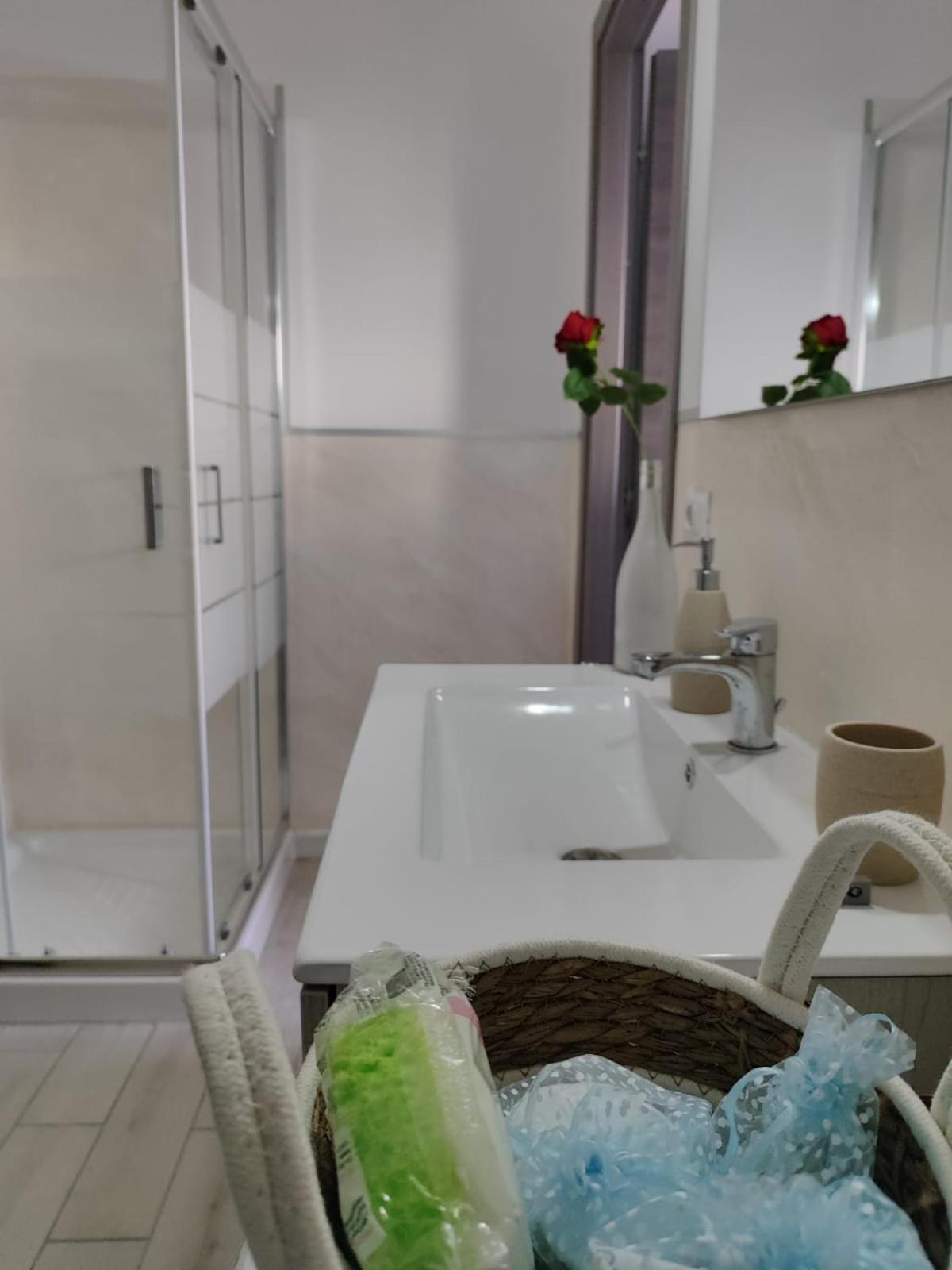 Casa Vacanze Con Giardino I Girasoli - Cin It 09006 - 9 C 2000 R4042- Sorso Exteriör bild