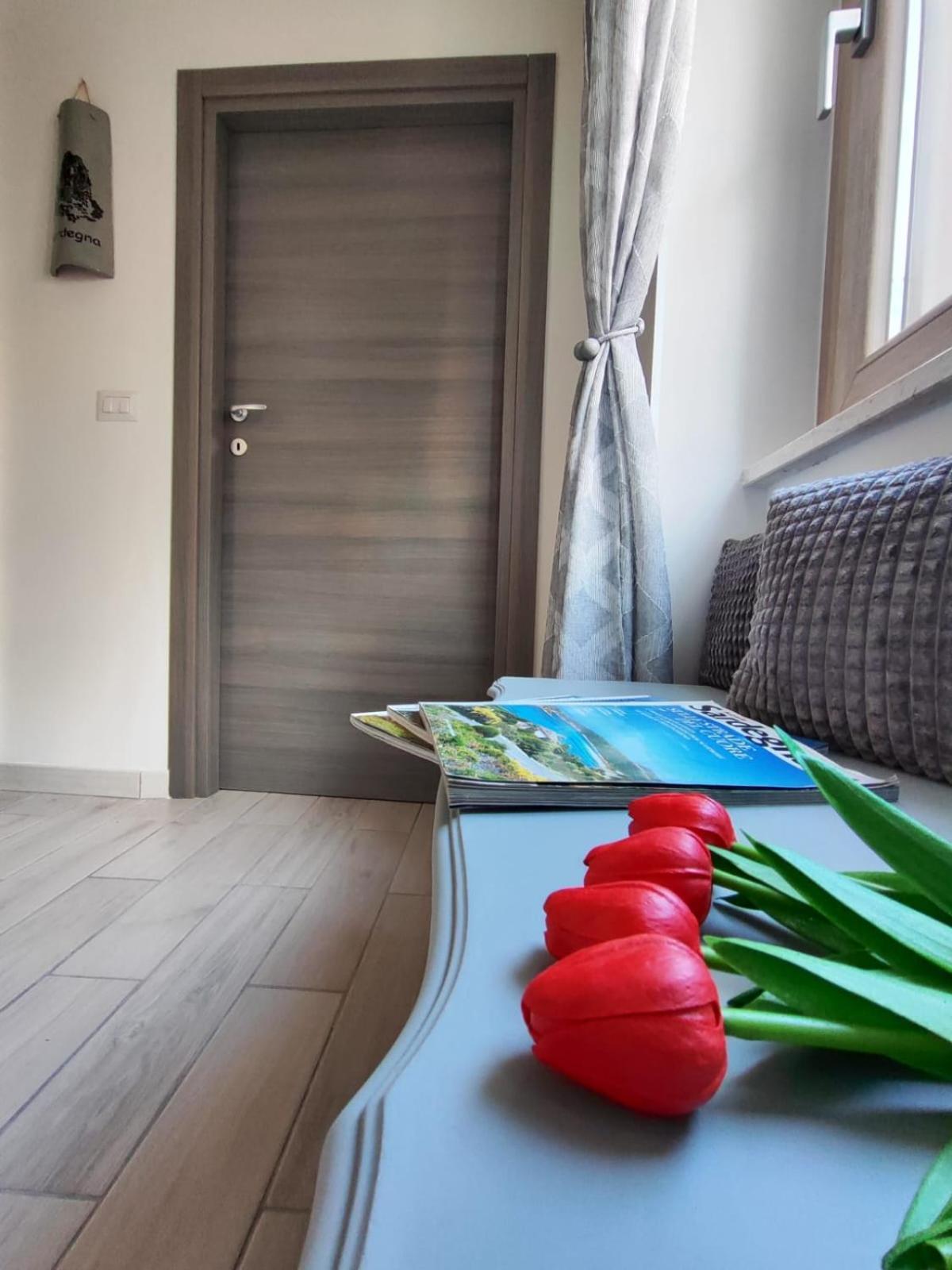 Casa Vacanze Con Giardino I Girasoli - Cin It 09006 - 9 C 2000 R4042- Sorso Exteriör bild