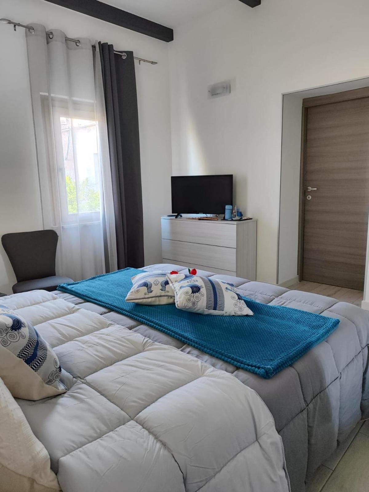 Casa Vacanze Con Giardino I Girasoli - Cin It 09006 - 9 C 2000 R4042- Sorso Exteriör bild