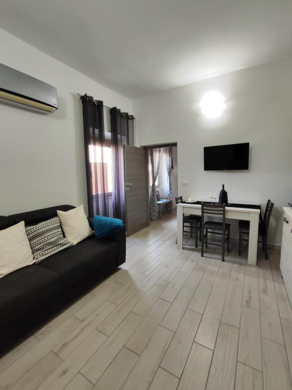 Casa Vacanze Con Giardino I Girasoli - Cin It 09006 - 9 C 2000 R4042- Sorso Exteriör bild