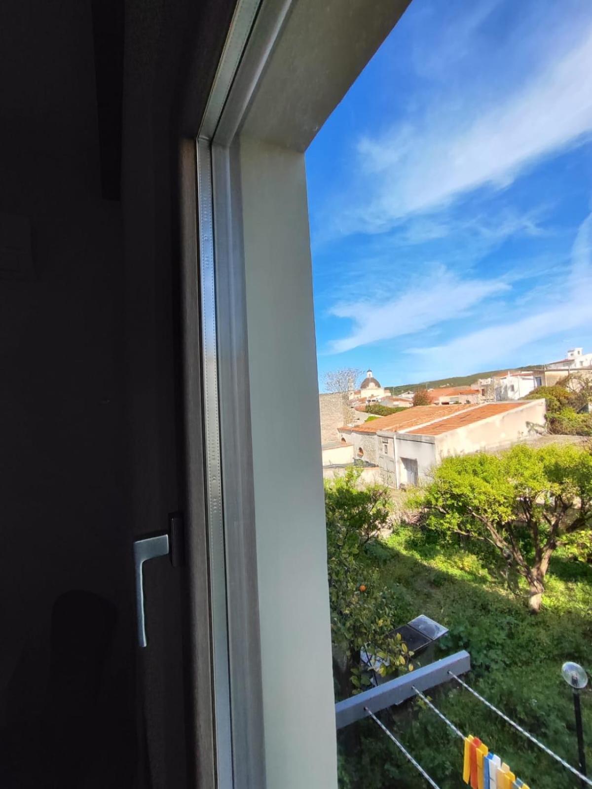 Casa Vacanze Con Giardino I Girasoli - Cin It 09006 - 9 C 2000 R4042- Sorso Exteriör bild