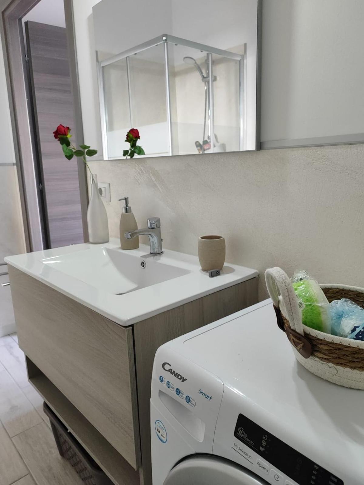 Casa Vacanze Con Giardino I Girasoli - Cin It 09006 - 9 C 2000 R4042- Sorso Exteriör bild